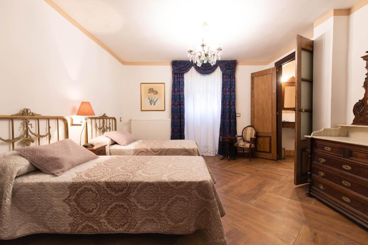 Casona Indiana De Bed and breakfast *